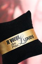 voir cet article : Pascale Risbourg Bracelet XXL JE VOEUX des P'tits Luxes 