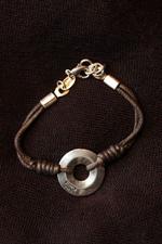 voir cet article : Scooter Bijoux Bracelet Nam Femme