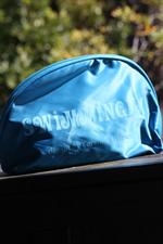 voir cet article : Caroline Lisfranc Pochette Swimmingly