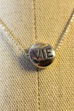 voir cet article : Reminiscence Bijoux Collier Vie