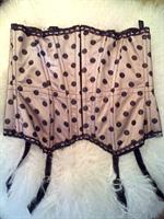 voir cet article : Fifi Chachnil Serre taille