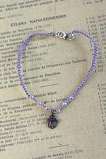 voir cet article : Catherine Michiels Bracelet Main en soie et diamant