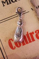 voir cet article : Reminiscence Bijoux Chantal La Cigale