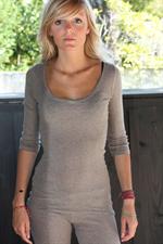 voir cet article : American Vintage Tee shirt manches 3/4 col V
