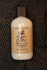voir cet article : Bumble and Bumble Crème de Coco Shampoo 250 ml