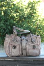voir cet article : Jamin Puech Sac Philibert petit modèle en cuir