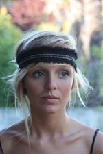 voir cet article : Maison Michel Grace Head band tulle et 3 chaines