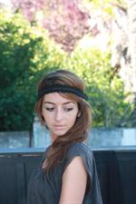 voir cet article : Maison Michel Grace-head band tulle et une chaine