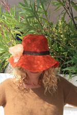 voir cet article : Maison Michel Chapeau Lauren