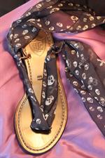 voir cet article : HTC Skull Sandal