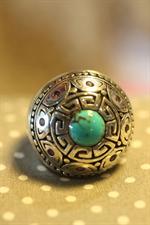 voir cet article : Jalan Jalan Bague argent turquoise et améthyste