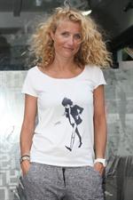 voir cet article : GKERO Tee shirt femme Keith