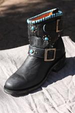 voir cet article : Mexicana Biker pierres turquoise