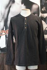 voir cet article : American Vintage Tee shirt tunisien homme