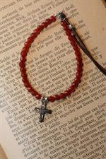 voir cet article : Catherine Michiels Bracelet agathe rouge et croix diamant