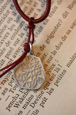 voir cet article : Catherine Michiels Collier Lenny Charm