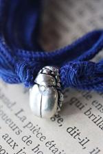 voir cet article : Catherine Michiels Mini Beetle en argent