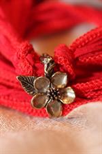 voir cet article : Catherine Michiels Charm Cherry blossom bronze