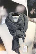 voir cet article : American Vintage Echarpe 100 % coton