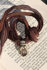 voir cet article : Catherine Michiels Charm bronze Large Mudra