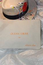 voir cet article : Where Else Pochette Croisère Ocean Drive Miami