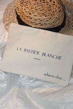 voir cet article : Where Else Pochette La Bastide blanche St Tropez