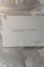 voir cet article : Where Else Pochette Mustique Island-Grenadines