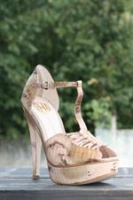 voir cet article : House of Harlow Sandales à talons