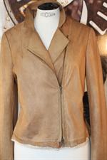voir cet article : NIGEL PRESTON KNIGHT Veste en cuir