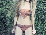 voir cet article : Valentina Vox Maillot de bain Edouarda