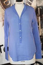 voir cet article : Forte Forte Chemise col Mao en coton