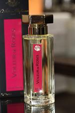 voir cet article : l'Artisan Parfumeur Voleur de Roses - Eau de toilette 50 ml