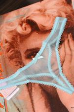 voir cet article : Fifi Chachnil Promotion String Fredaine
